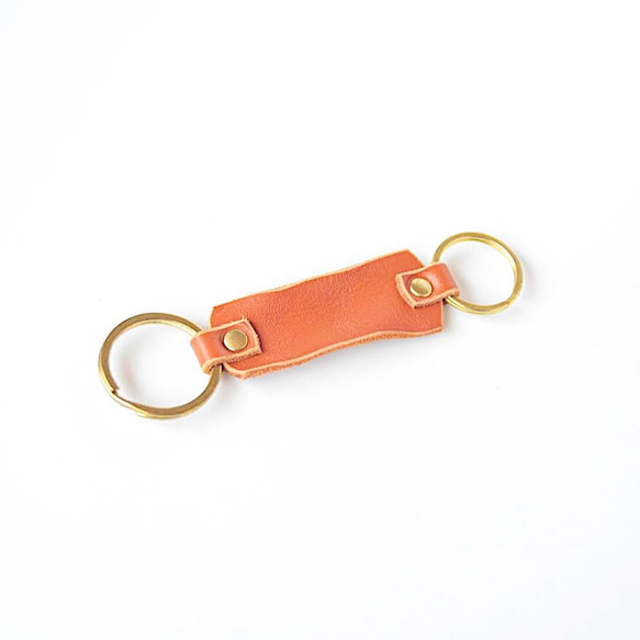 手に馴染む真鍮とレザーのキーリング 「Gitten keyring (orange)」 2枚目の画像