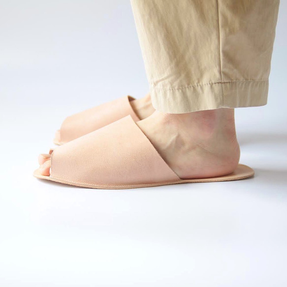 【再販】足に馴染むレザースリッパ 「Slippers(horse split/natural)」 1枚目の画像