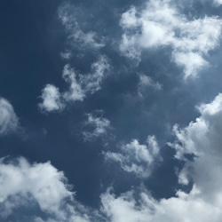 №21 秋に羽織りたい◉空雲(そらくも)シャツブラウス 正藍染 綿100% しわ加工 8枚目の画像