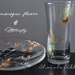 和柄の蝶が舞うガラス取り皿 3枚目の画像