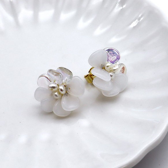 淡水パールのお花ピアス　handmade-202106-006 1枚目の画像