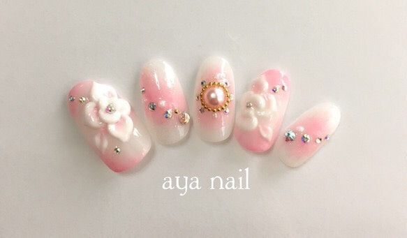 ブライダル♡うっすらピンクnail／3Dフラワー 2枚目の画像