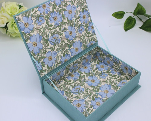 カルトナージュ ボックス、3作品 受注制作】カルトナージュ♪ エンボス マルチボックス（リバティ