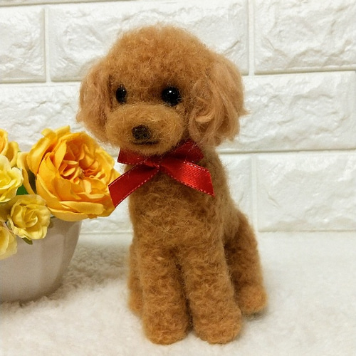 羊毛フェルト 毛糸 トイプードル（レッド）大きめ❣️23cm トイプードル（レッド） 羊毛フェルト コーギー大好きママ 通販