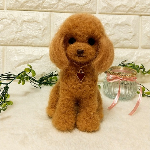 日本全国送料無料商品 | 特集 | 羊毛フェルト トイプードル レッド / にっこりプードルちゃん 羊毛フェルト