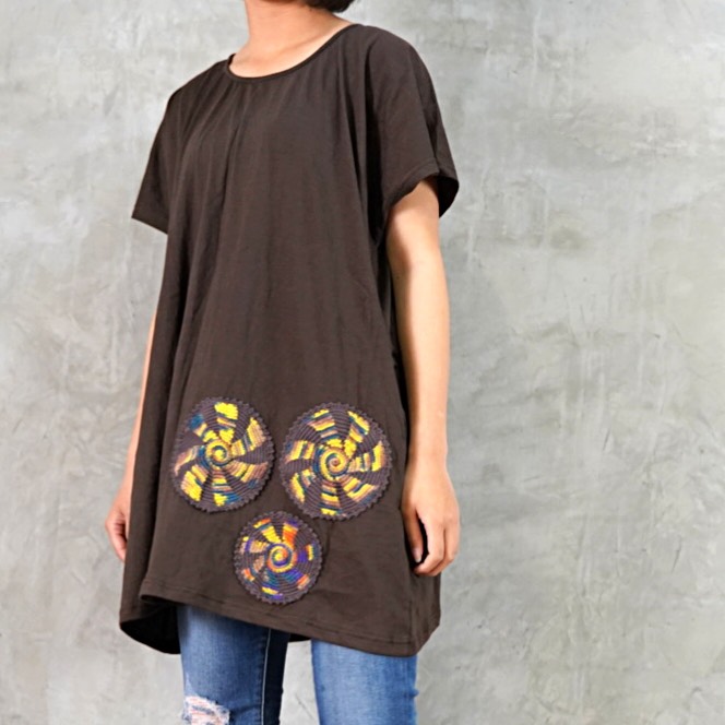 ≪夏の涼しいTシャツ≫　ラウンド　クロシェ　Aライン　チュニック　ココア　ブラウン