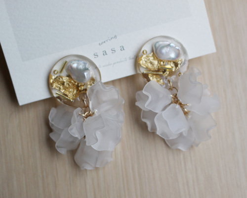 【T-ポイント5倍】 華やか！！花びらのジャラジャライヤリング・ピアス イヤリング ピアス