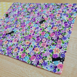 20×30 紫の花畑ねこ×イエロー×ピンク　ランチョンマット 5枚目の画像