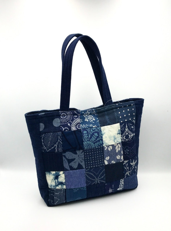 藍色と柿渋染の和布で作ったパッチワーク手提げ鞄