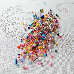 おもいで　チェコシードビーズ　10g 2枚目の画像