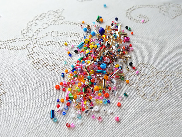 おもいで　チェコシードビーズ　10g 2枚目の画像