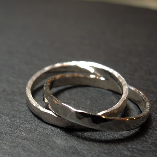 シルバーの2連槌目リング（光沢＆マット仕上げ） 指輪・リング ray
