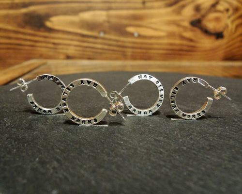刻印 LOGO ハードウェア 本家仕様 シルバー リンクピアス シルバー✨
