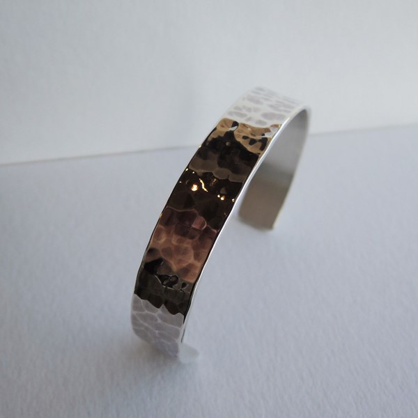 グロッソ/シルバーバングル★槌目仕上げ★