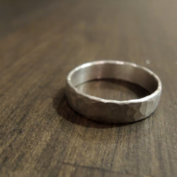 極薄シルバーリング（4.5mm幅槌目マット仕上げ） 指輪・リング ray