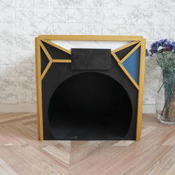 モダンドッグハウス　ゴールド＆ブラック　木製　犬小屋　犬　猫　オーダー可能 3枚目の画像