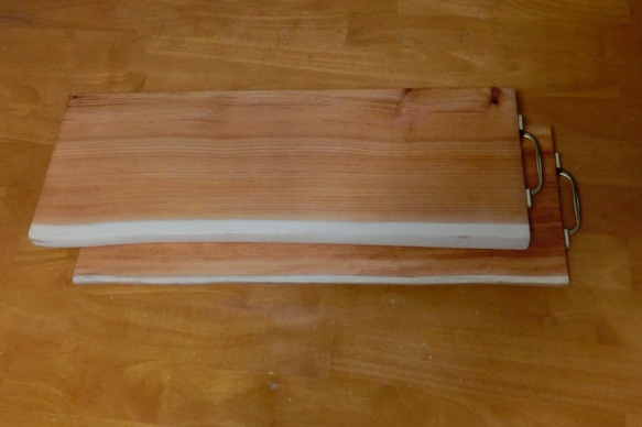ランチプレート カッティングボード 木材 手作り 無垢材 天然板 おしゃれ 男前 1枚目の画像