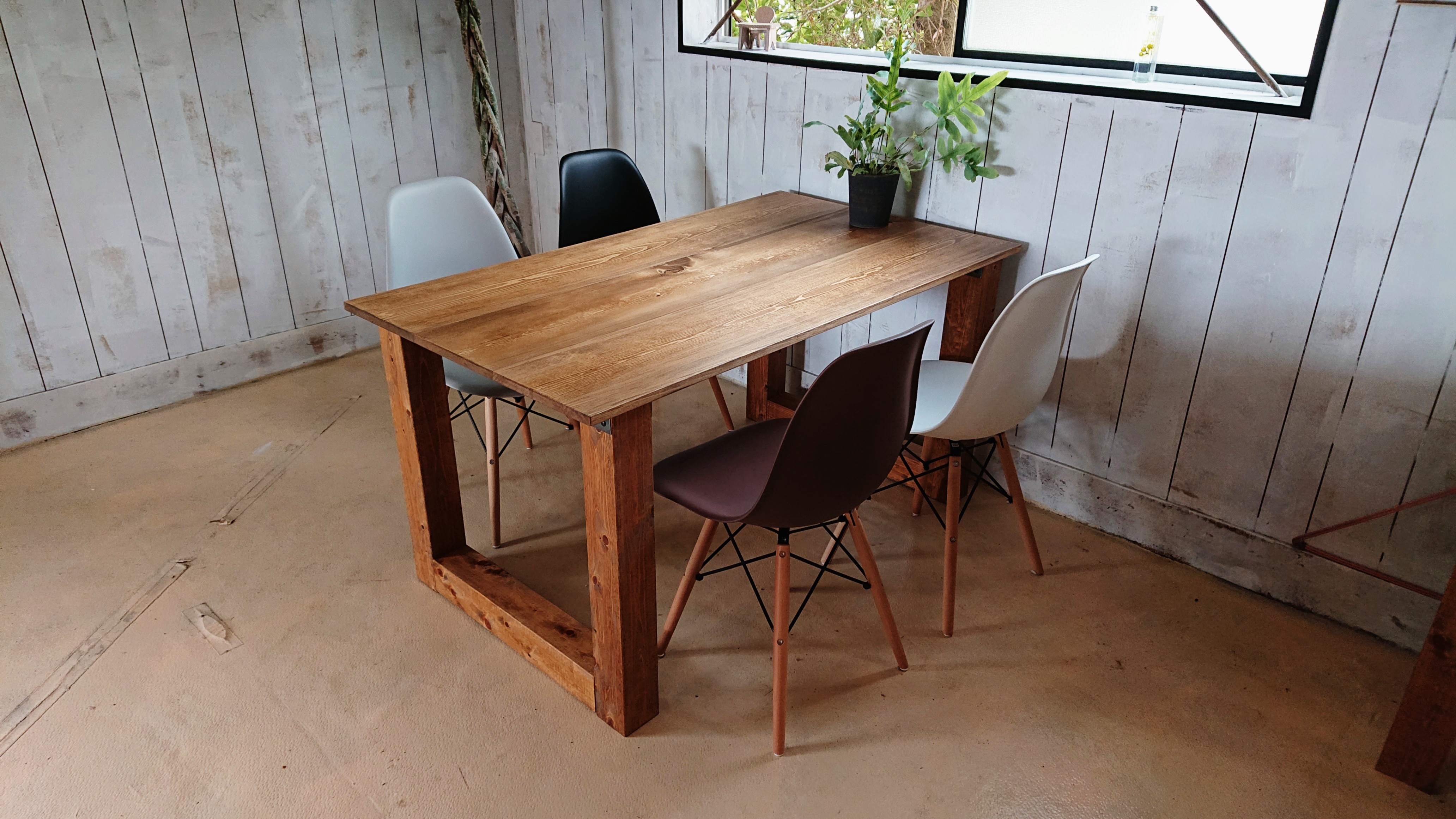 天然無垢材スクエアタイプダイニングテーブル  【サイズ1200×700】