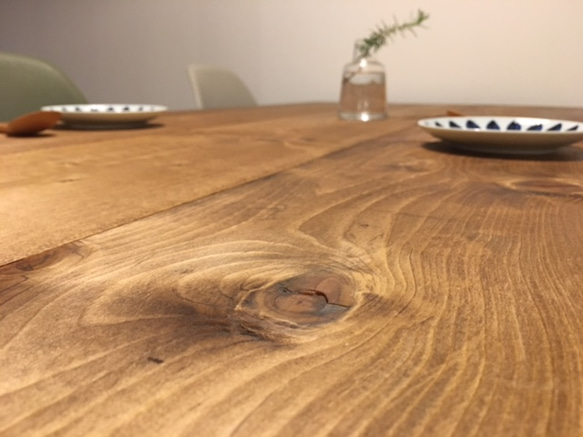 天然無垢材ダイニングテーブル【サイズ1600×800】 2枚目の画像