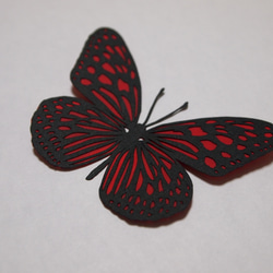 蝶々（赤） 2枚目の画像