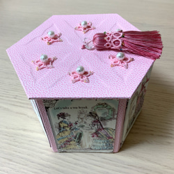 カルトナージュ 六角形 BOX ピンク　タティングレース 1枚目の画像