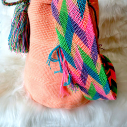コロンビア産 ワユーバッグ ショルダー 刺繍 wayuu 民族 ボヘミアン 洗濯可能です レディース 女性用 3枚目の画像