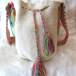 コロンビア産 ワユーバッグ ショルダー 刺繍 wayuu 民族