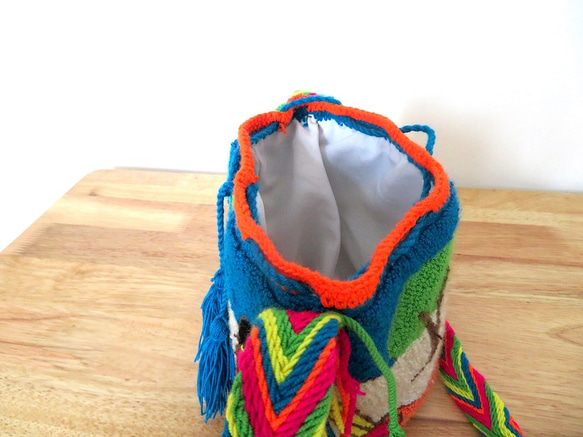 コロンビア産 ワユーバッグ ショルダー 刺繍 wayuu 民族 ボヘミアン 洗濯可能です レディース 女性用 5枚目の画像