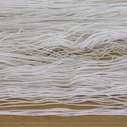 綿糸　16/3　かせ　きなり　約300ｇ（１かせ約100ｇ×3かせ）　 2枚目の画像