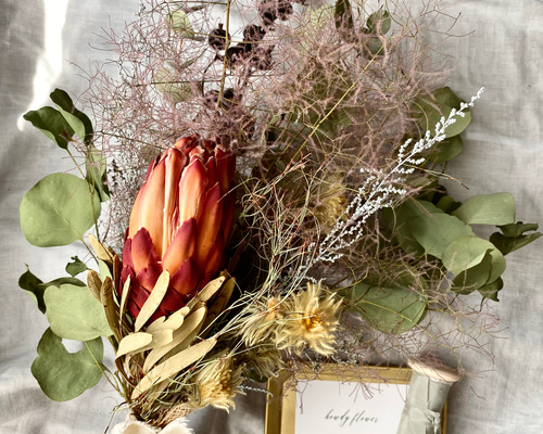 プロテアとスモークツリーのスワッグ スワッグ howdy flower 通販