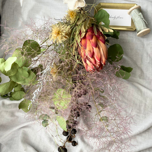 プロテアとスモークツリーのスワッグ スワッグ howdy flower 通販