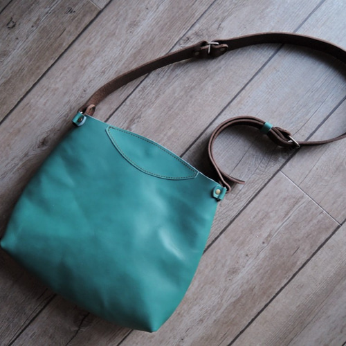 ORZO 神戸 レザーバッグ ショルダーBAG (M) ターコイズ ブルー OR334m 