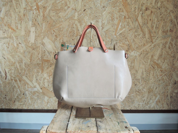 【ORZO】《Belt Set》Leather Tote Shoulder 2wayBAG(S) Grey x Camel OR 第5張的照片