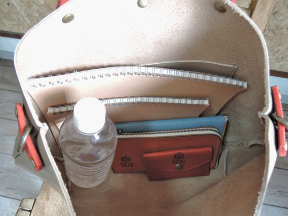 【ORZO】《Belt Set》Leather Tote Shoulder 2wayBAG(S) Grey x Camel OR 第6張的照片