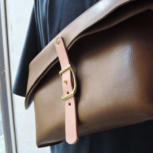 送料無料』神戸ORZO レザーバッグ ショルダーBAG メッセンジャー