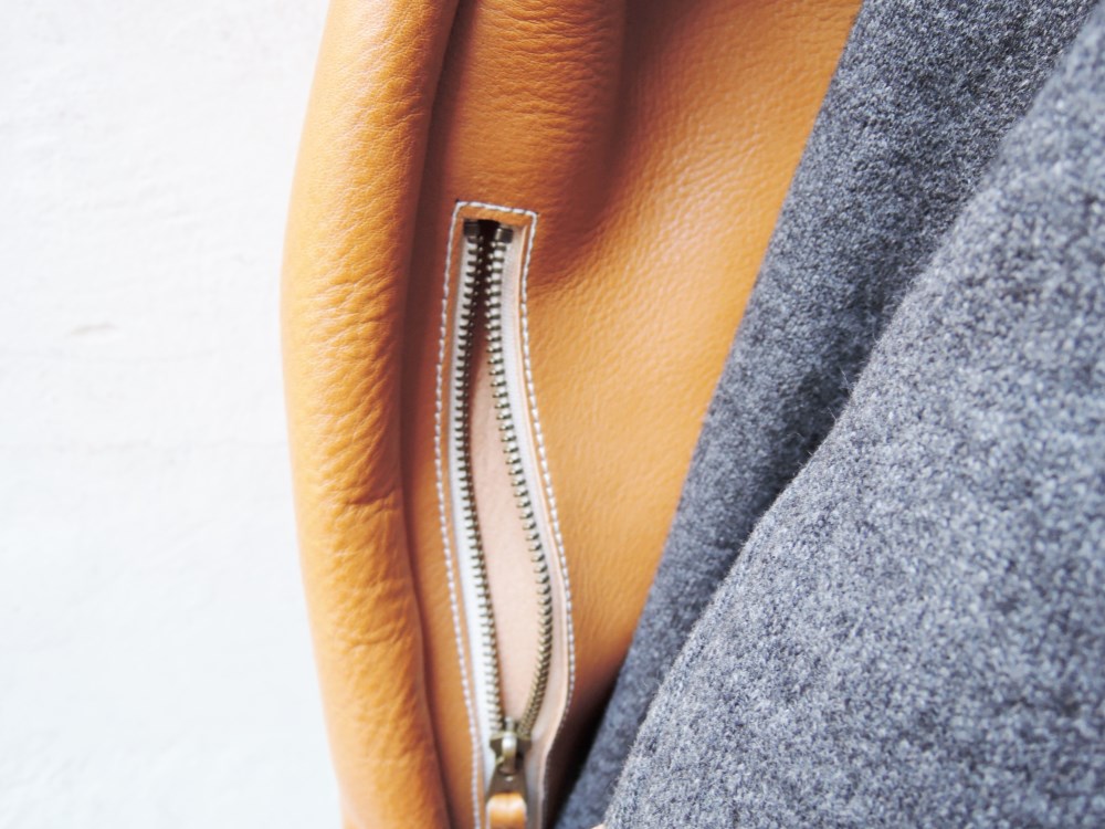 ≪A4対応≫ レザーリュック 姫路レザー ベージュ【OR325】