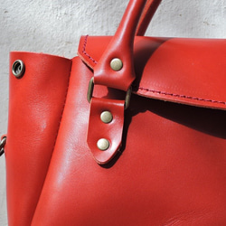 [ORZO]「福袋」神戶腰帶含櫪木皮革 2way 波士頓袋（小）紅色 OR513s 第4張的照片