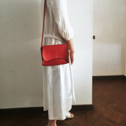 [ORZO] 神戶櫪木皮革迷你肩背包 手拿包 紅色 OR-529 第1張的照片