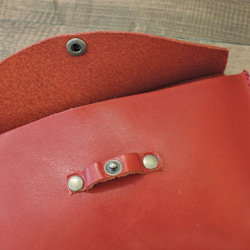 [ORZO] 神戶栃木皮革鞣製皮革多功能袋現金存摺/存摺夾筆袋紅色 第3張的照片