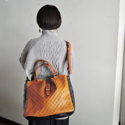 “免運費”神戶ORZO壓花絎縫2way肩背袋 第1張的照片