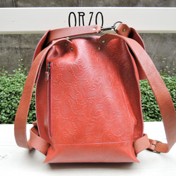 【ORZO】神戸 型押しレザー BAG リュック ペイズリー レッド A4対応 OR520pL 8枚目の画像