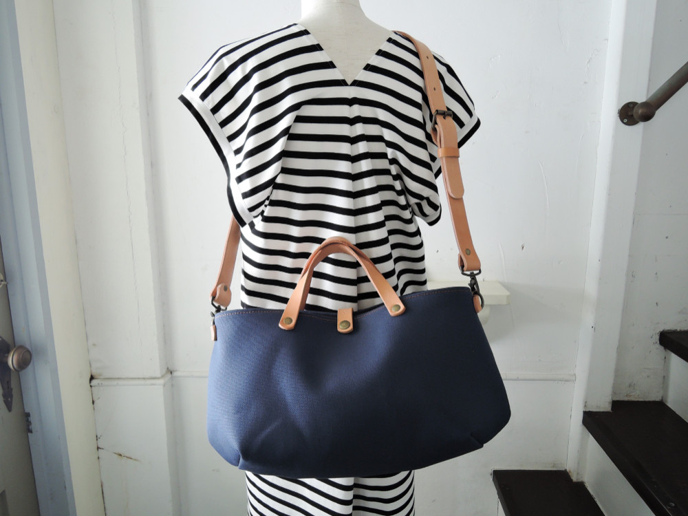 ≪A4対応≫ 8号帆布×レザー 2way シェル型トートバッグ ネイビー【OR514cM】