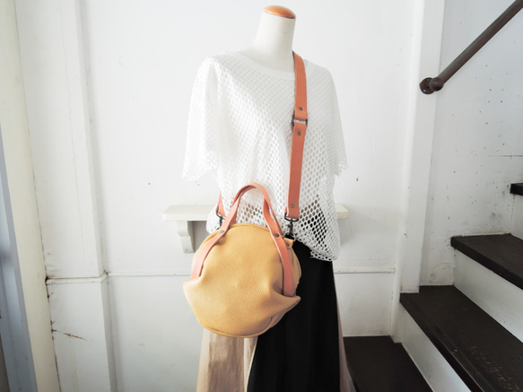 [夏季幸運袋]免費送貨[帶]神戶ORZO皮革袋圓2way波士頓和肩膀淡黃色黃色531pc 第1張的照片