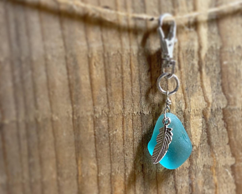 シーグラスキーホルダー シーグラスキーホルダー 大きめのシーグラスをキーホルダーにし