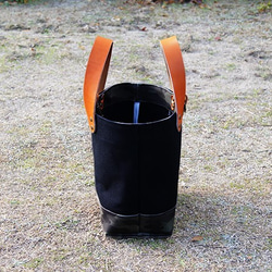 【再販】倉敷帆布のトートバッグ〜黒＋迷彩 4枚目の画像