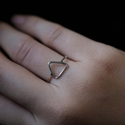 「ZUKEI TO WA」 triangle ring silver 【トライアングル シルバーリング】 4枚目の画像