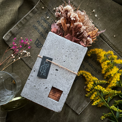 TYPE A07 『花の器』モルタル ドライフラワーでcafeの雰囲気