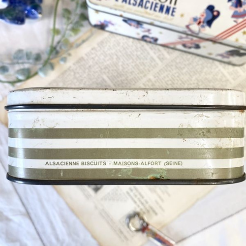 フランスアンティーク  エルベモルバン ティン缶 アルザス ビスケット缶 フランスアンティーク エルベモルバン ティン缶 アルザス