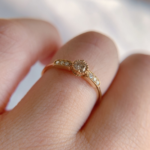 天然シャンパンダイヤモンド0.13ct/0.04ct K18YGリング 指輪 18金 メイ 