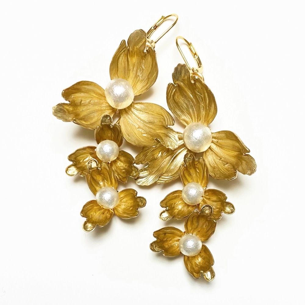 ブラスパーツアイリス3連ピアス